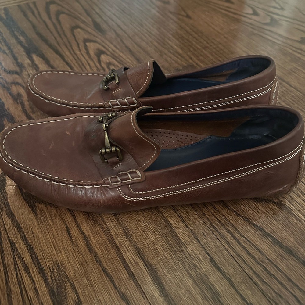 Cole Haan lightly worn loafers